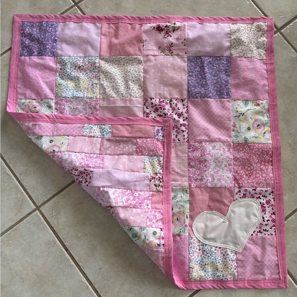 Homemade/handmade baby drag-around blankie/quilt. Approximately 30 x 30 - Picture 2 of 3